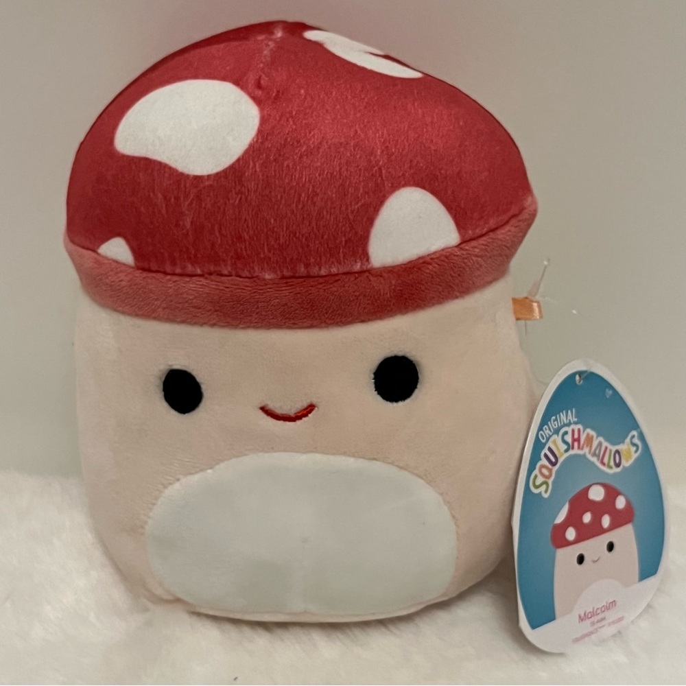 Squishmallow Malcolm Mushroom 🍄, Fuzzy Top, 5” New